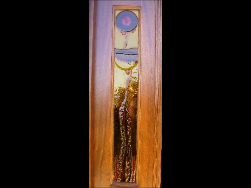 Vidriera de fundido en puerta de entrada