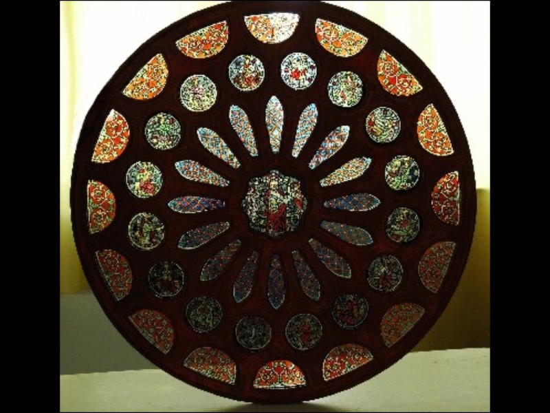 Reproducción del rosetón de la Catedral de León